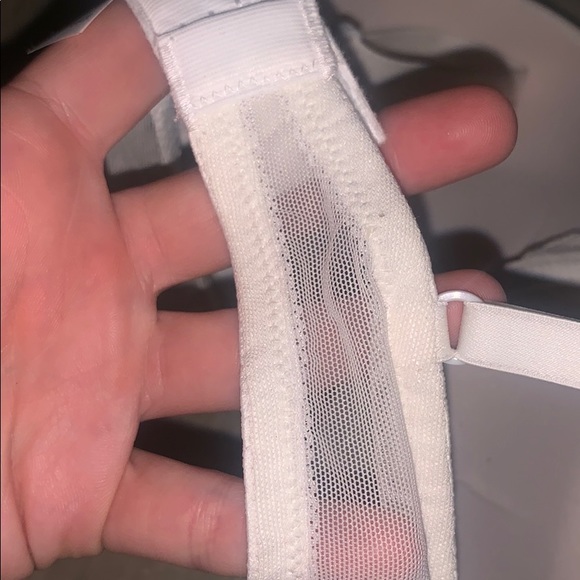 White 36c bra - Picture 4 of 5